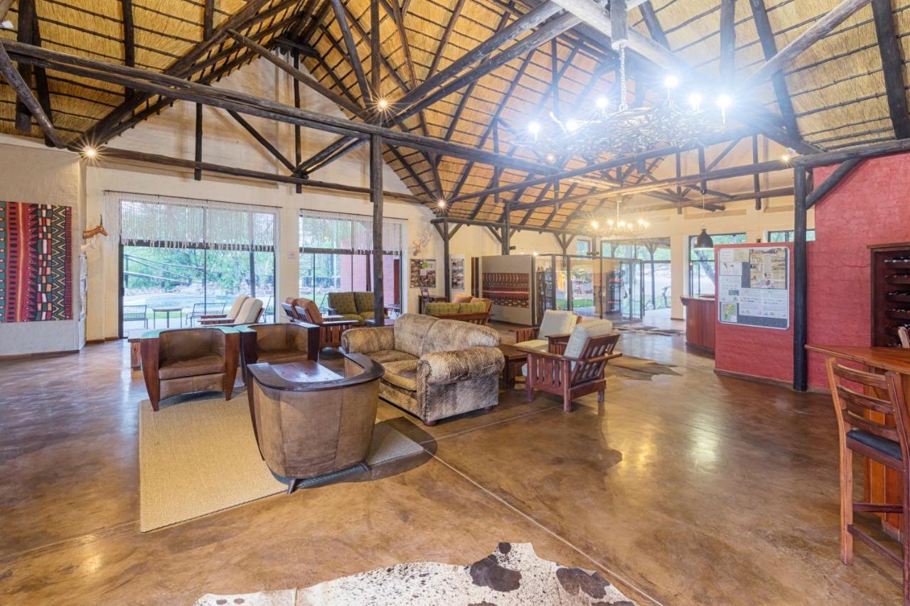 Hobatere lodge Otjovasandu Exterior foto